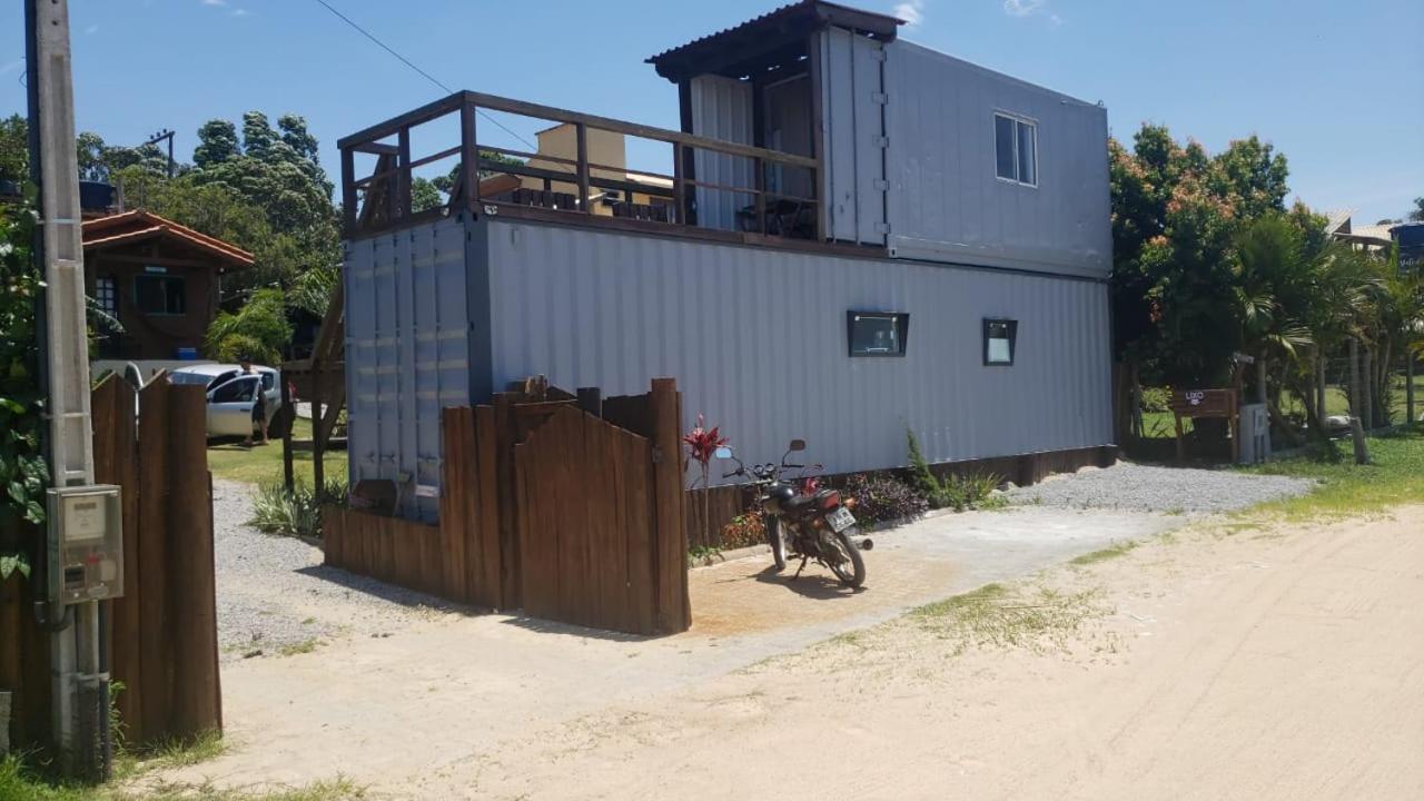 Hindu Box Containers E Cabanas Praia do Rosa Buitenkant foto